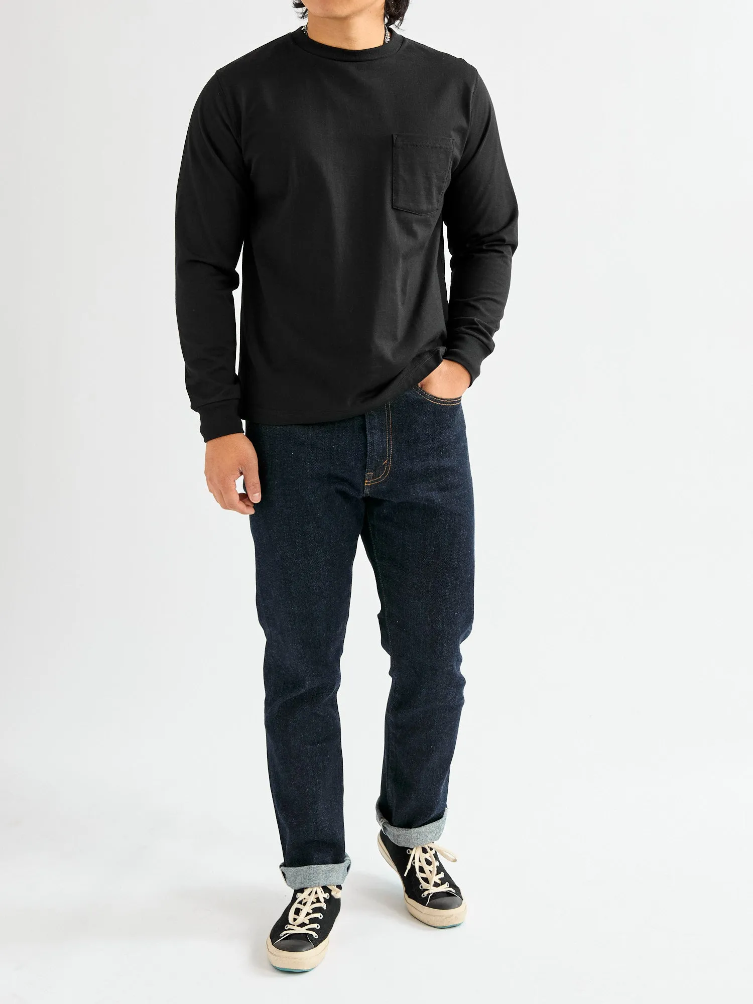 40/2 Long Sleeve Pocket T-Shirt in Black