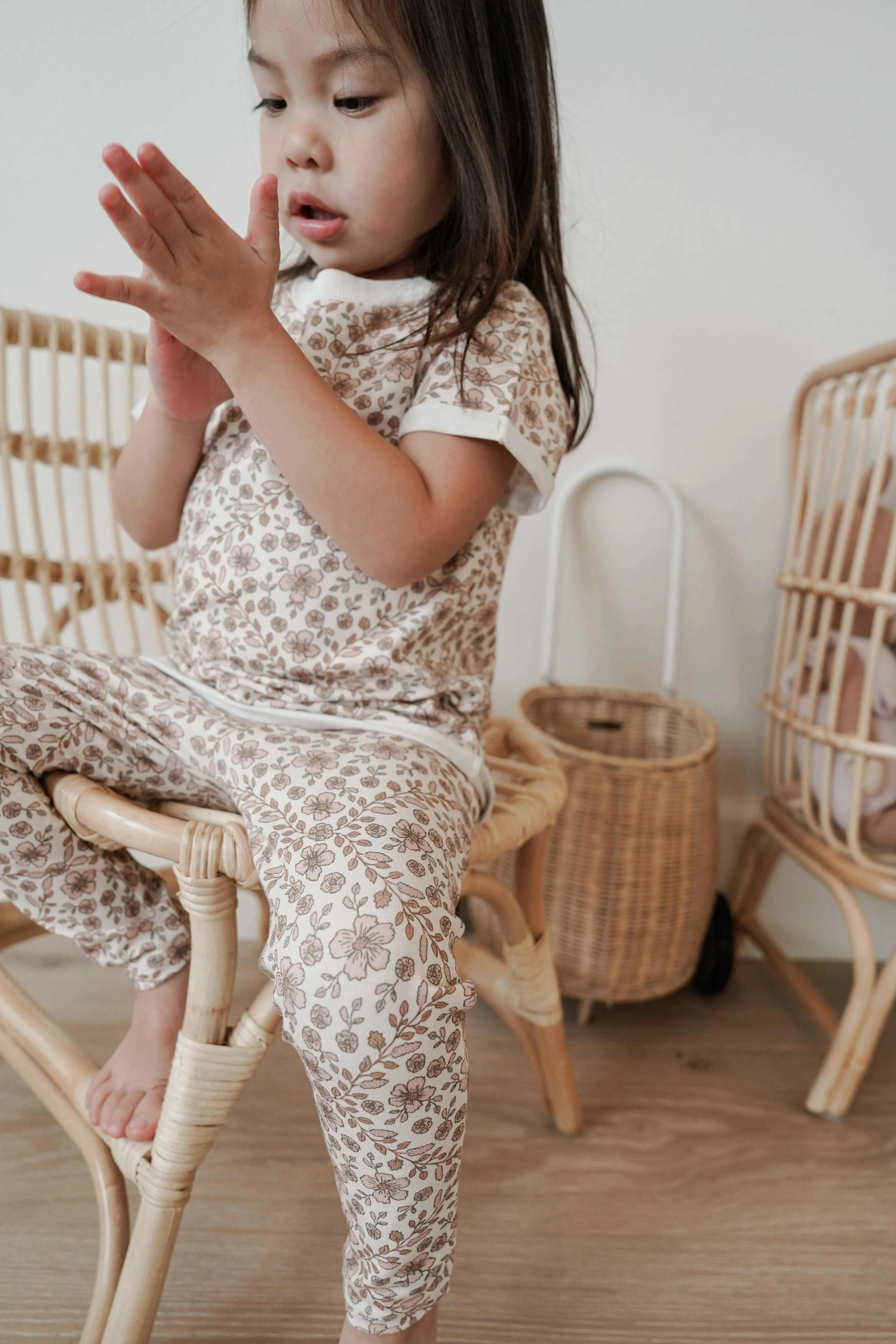 Baby leggings or t-shirt set / floral garland